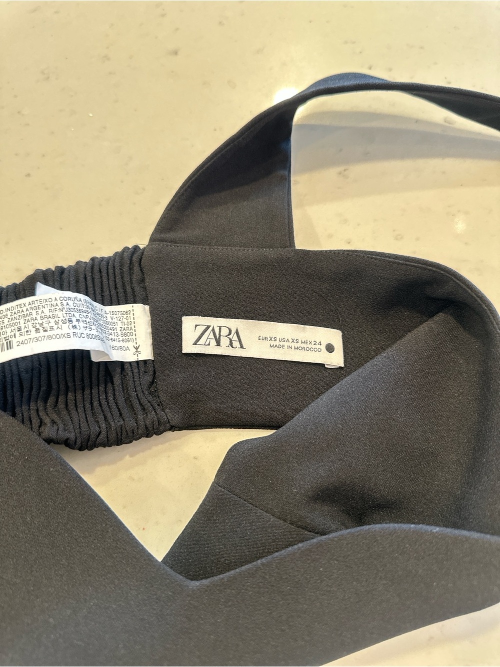 NWOT Zara Structured Bralette Crop Top Black XS Viral Trendy Bloggers Favorite - Picture 4 of 5